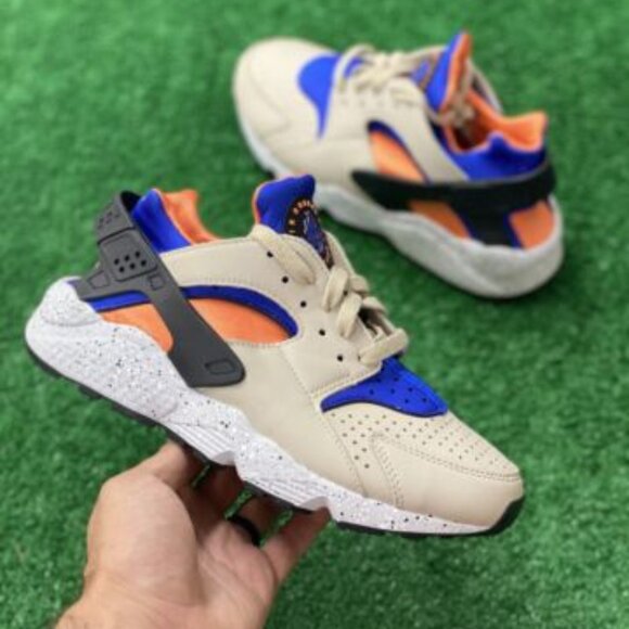 Nike Air Huarache OG Low Mens Sportswear Shoes Tan DD1068-200 VNDS Size 7